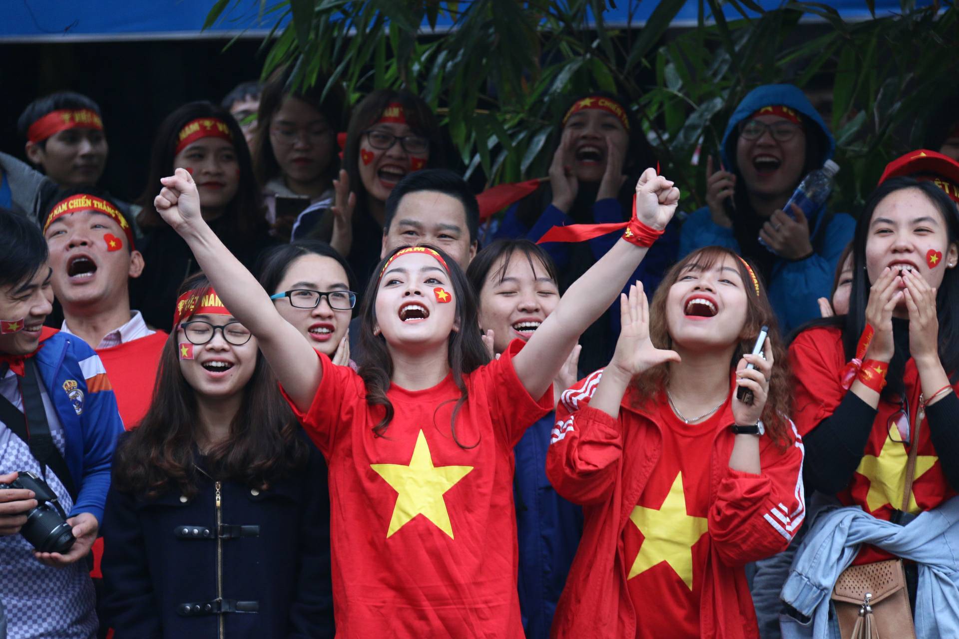 Sinh viên cả nước tưng bừng cổ vũ chung kết U23