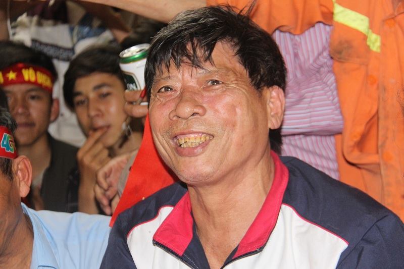 Bố Bùi Tiến Dũng hát Như có Bác Hồ trong ngày vui