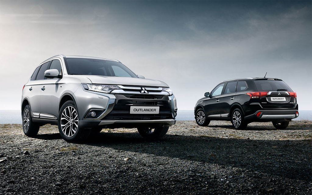 Liên tục ra hàng mới, ô tô nội giảm giá trăm triệu