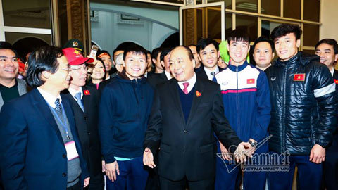 Thủ tướng mong U23 Việt Nam vươn tầm tới World Cup