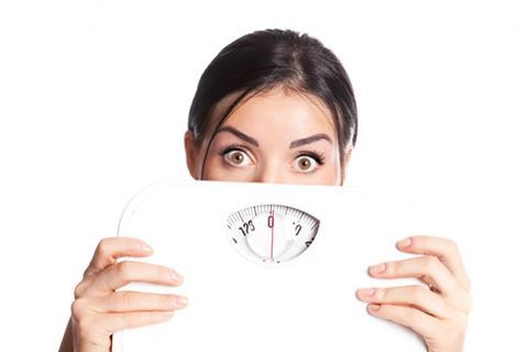 Lý do không thể giảm cân dù ăn rất ít