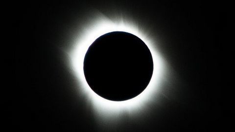 hien tuong nhat thuc toan phan