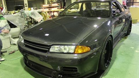 Xế độ full carbon từ phiên bản Nissan Skyline GT-R R32