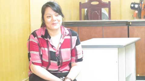 ‘Kiều nữ’ tố ngược có con với giáo sư được chồng bảo lãnh tại ngoại