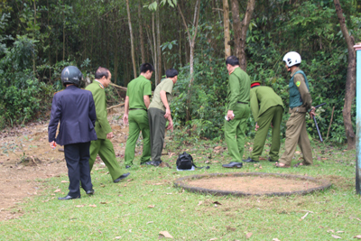 Mâu thuẫn lúc tảo mộ, cháu chém bác ruột tử vong
