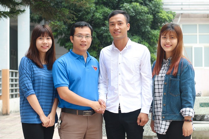 Nam sinh trả lại 320 triệu đồng cho khách trở thành gương mặt trẻ thủ đô tiêu biểu