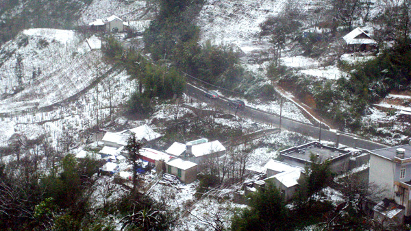 Sa Pa tuyết rơi dày đặc như châu Âu