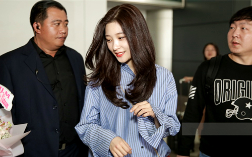 ‘Nữ thần sắc đẹp’ Hàn Quốc đến Việt Nam dự ra mắt phim của Chi Pu