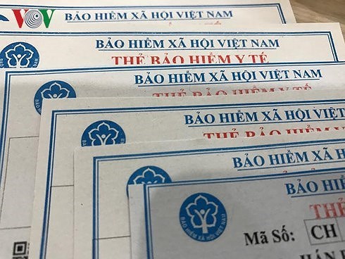 Nhiều người dân còn 'lơ mơ' với thẻ BHYT mới